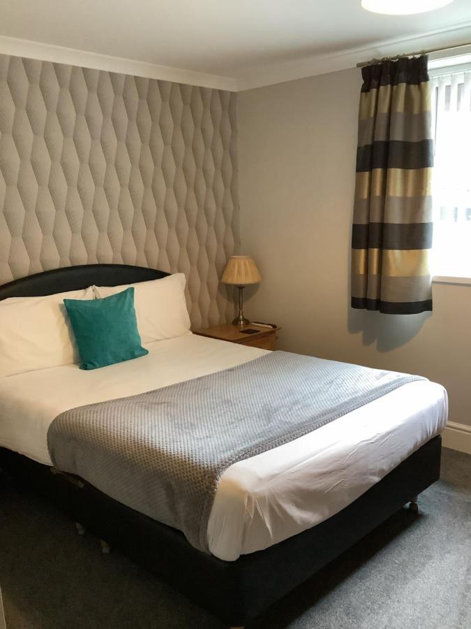 Jeffersons Hotel & Serviced Apartments (Adults Only) Barrow-in-Furness ห้อง รูปภาพ