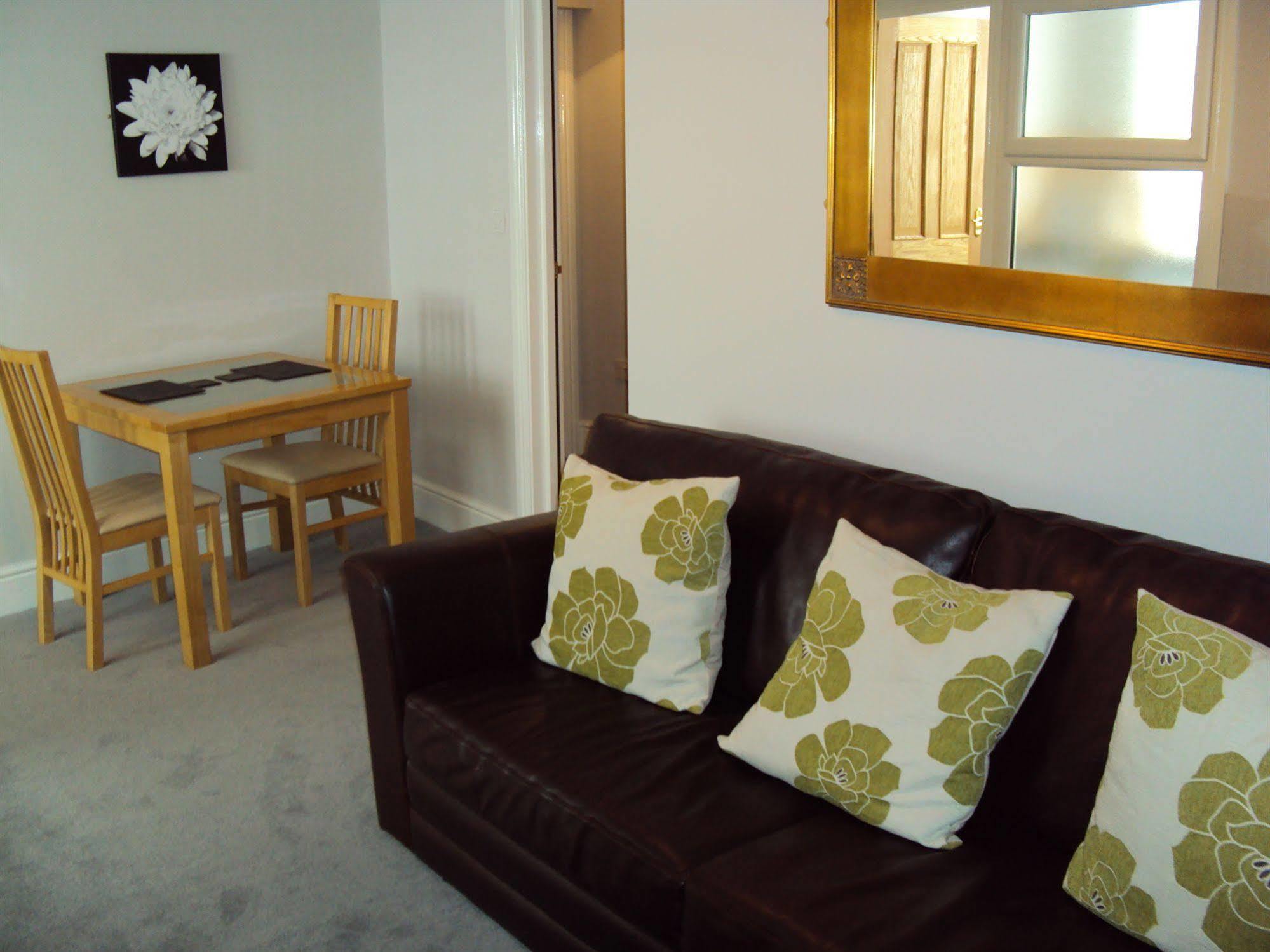 Jeffersons Hotel & Serviced Apartments (Adults Only) Barrow-in-Furness ภายนอก รูปภาพ